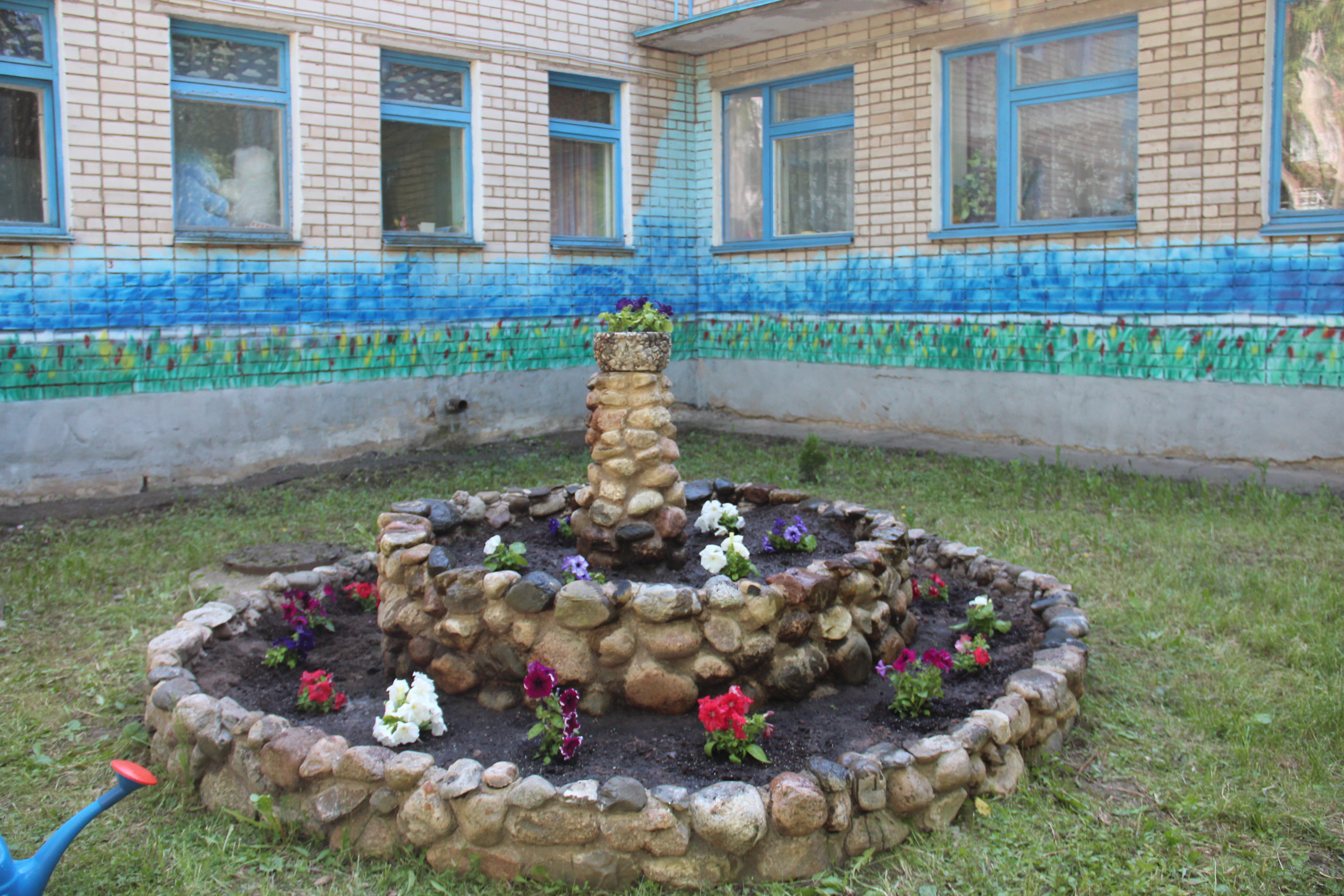 «Цветущий фонтан» от ООО «Велторф» появился в детском саду